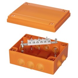 Коробка пластиковая FS с кабельными вводами и клеммникамиIP55,240x190x90мм,6р, 450V,20A,10мм.кв, нерж.контакт FSK41610 DKC