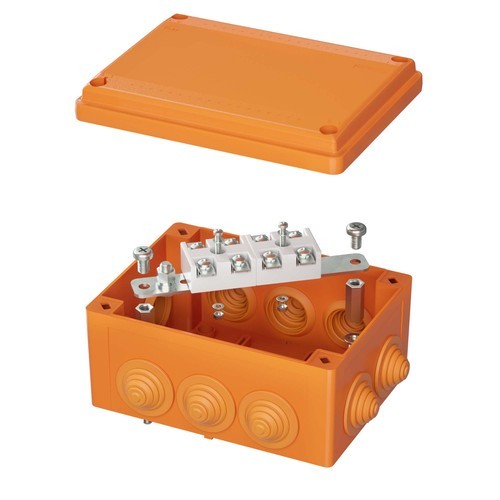 Коробка пластиковая FS с кабельными вводами и клеммниками IP55,150х110х70мм,4р, 450V,20A,10мм.кв, нерж.контакт FSK21410 DKC