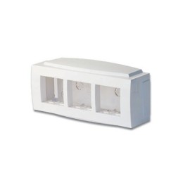 Модульная коробка для электроустановочных изделий Brava, 6 модулей 09221 DKC