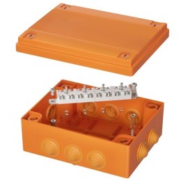 Коробка пластиковая FS с кабельными вводами и клеммниками, IP55, 150х110х70 мм, 12р, 450V, 6A, 4 мм2 FSB211204 DKC