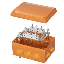 Коробка пластиковая FS с кабельными вводами и клеммниками IP55, 240х190х90 мм, 8р, 450V, 20A, 10 мм2, нерж.контакт FSK41810 DKC