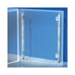 Рейки дверные, вертикальные, для шкафов CE В=700мм, 1 упаковка - 2шт. R5S70 DKC