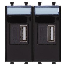 USB зарядное устройство "Черный квадрат", "Avanti", 2.1А, 2мод. 4402542 DKC
