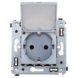 Розетка с крышкой в стену, 2P+E, с з/ш, "Avanti", "Закаленная сталь" 4404013 DKC
